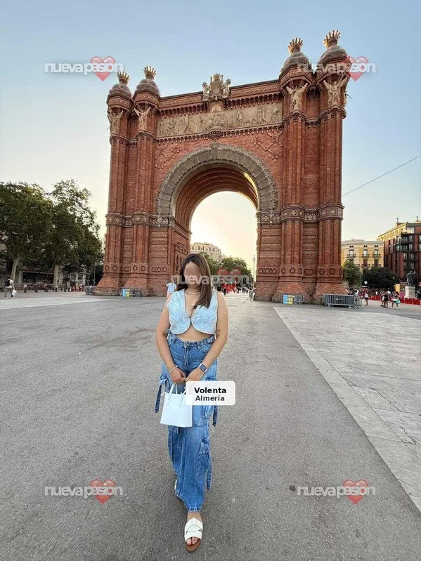 Nataly, jove colombiana molt complaent
