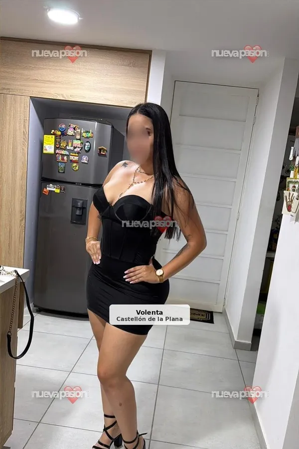 Dulce y tierna latina en Castellón