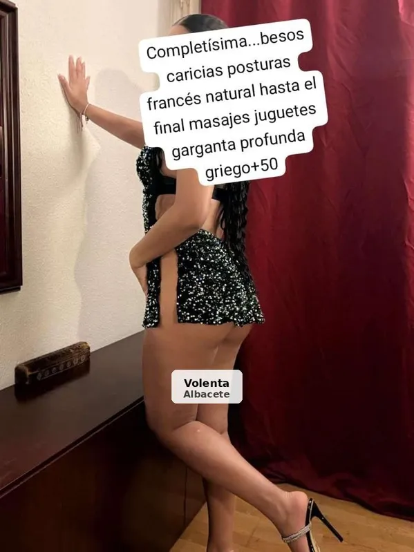 Liz in La Roda, real meeting without deception