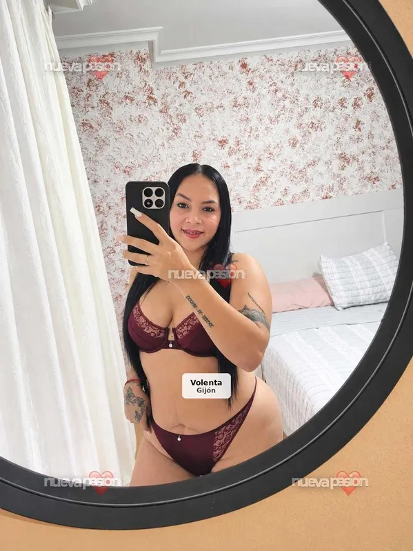 Valentina, colombiana molt sensual i festaiola