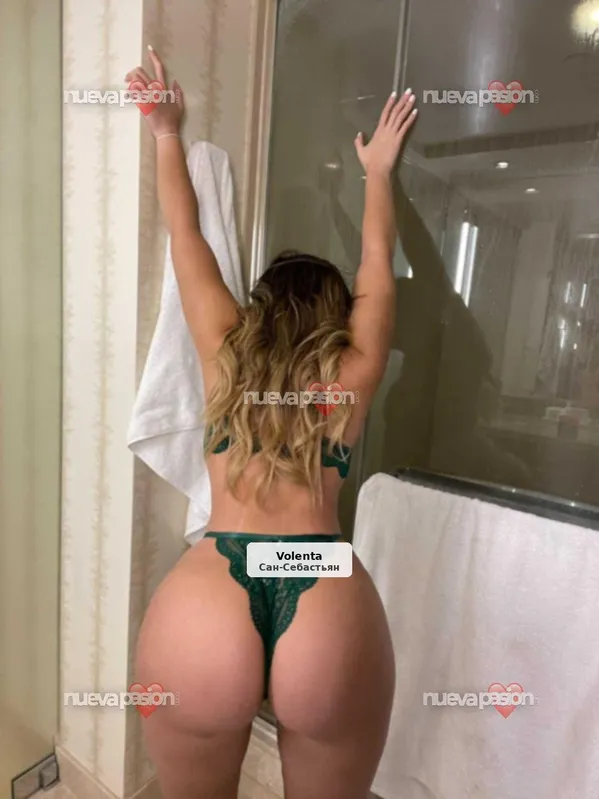 Yanibel, available for your fantasies