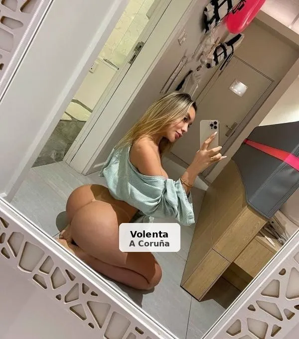 Magda, latina fiestera con curvas y muy fogosa