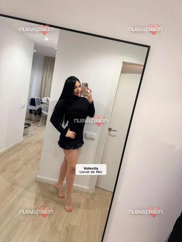 Chanell, irresistible latina en Lloret de Mar