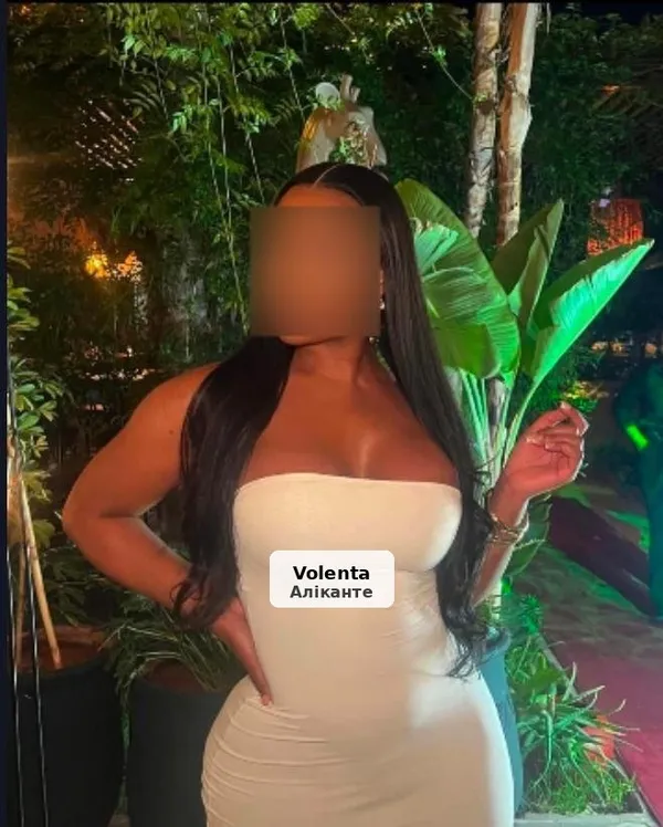 Danna, the hottest and horniest brunette