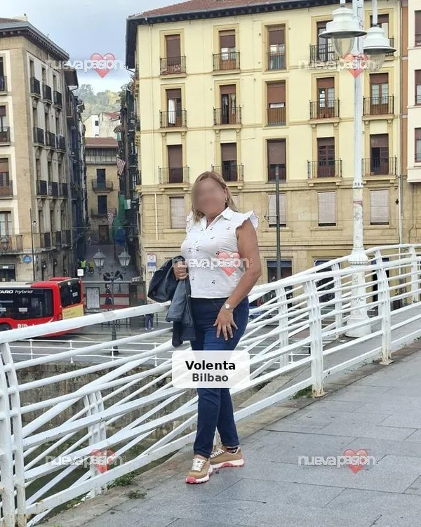 Vanesa, madurita muy coqueta y divertida