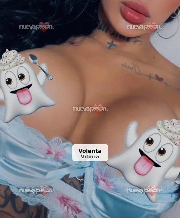 Chica tatuada de lujo, trato de novios