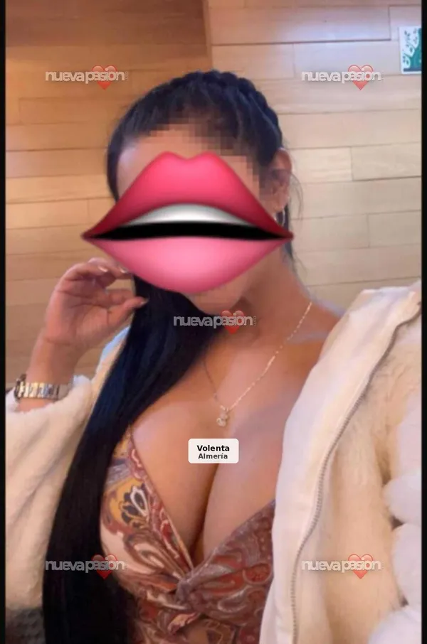 Carolina, Roquetas del Mar, disponible 24 h
