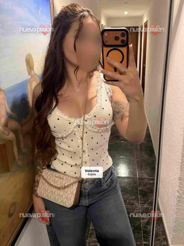 Sofi, brasileña dulce y atrevida