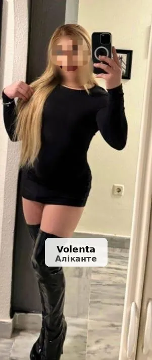 Hande, spectacular Latina trans girl