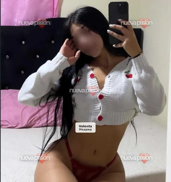 Mia, beautiful Cuban in Madrid, 20 years old