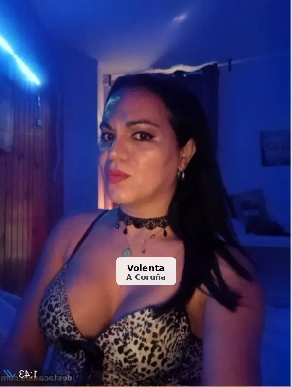 Morenaza espectacular y muy fiestera