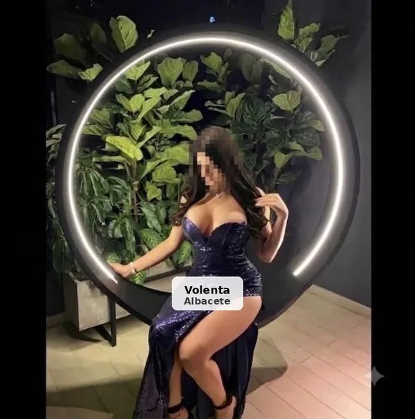 Samanta, jove colombiana irresistible