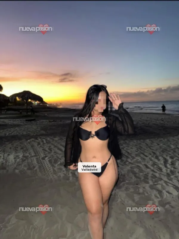 Violeta, spectacular and very perverted