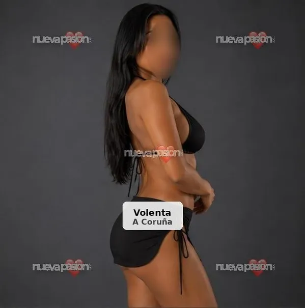 Kim, mulata enrotllada i festiva. Novetat!