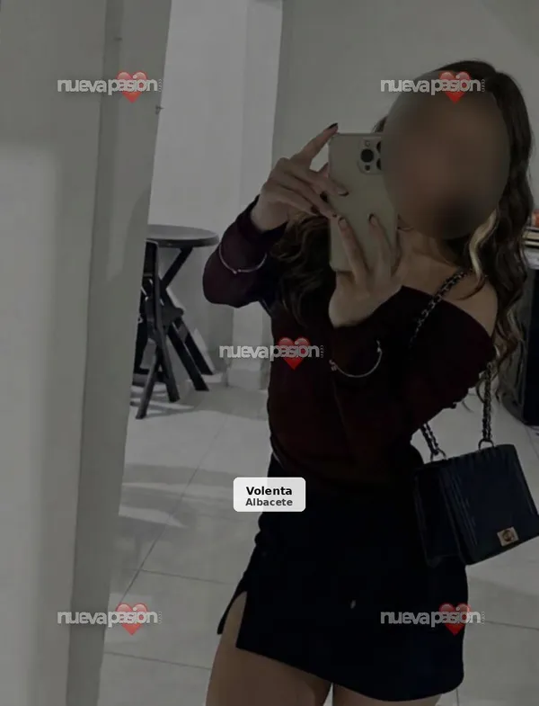 Aileen, traviesa latina con un toque especial