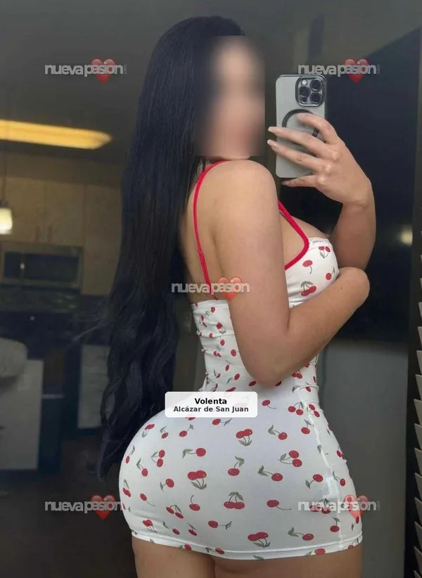 Mishell, jovencita muy completita y cariñosa 🌸
