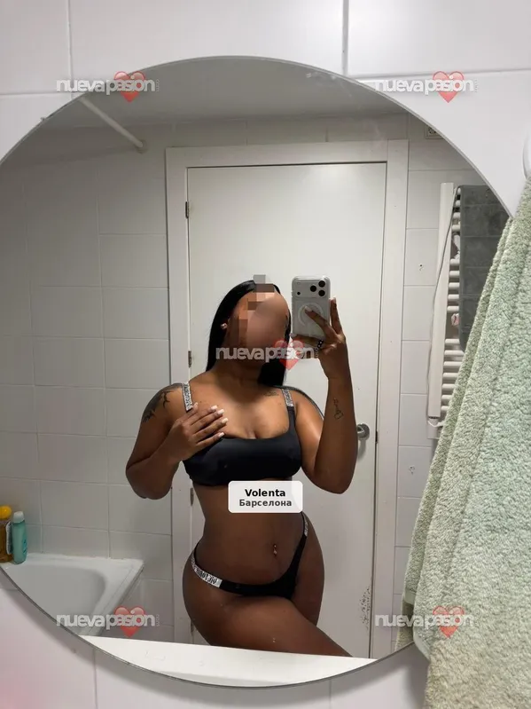 Nataly, joven, cariñosa y muy viciosa