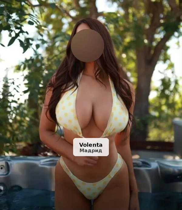 Mia, preciosa latina con curvas de infarto