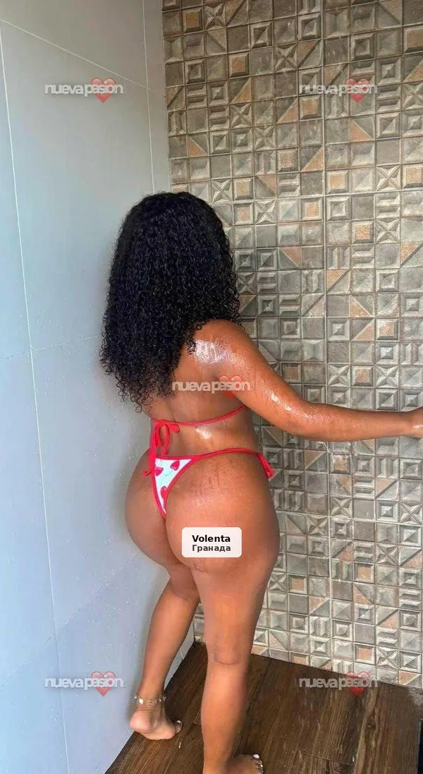 Camila, joven, divertida y muy fogosa