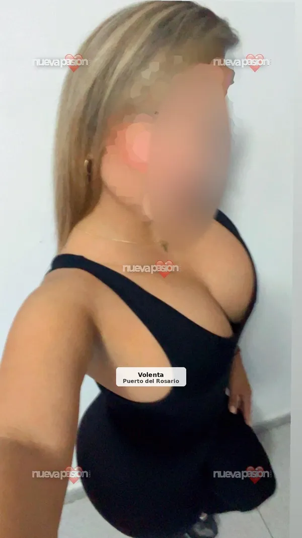 Anny, belleza latina de curvas perfectas