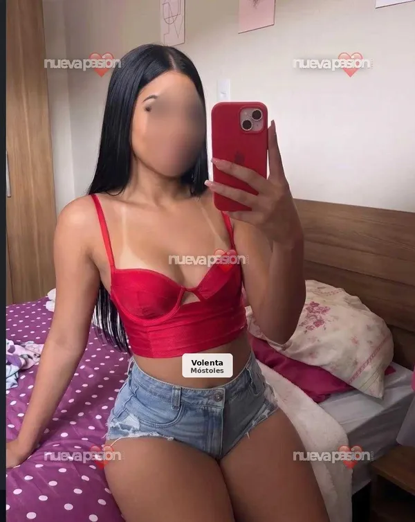 Ray, madurita latina sensual en Calle Sal