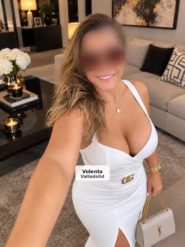 Daniela, a coquette, divine and elegant lady