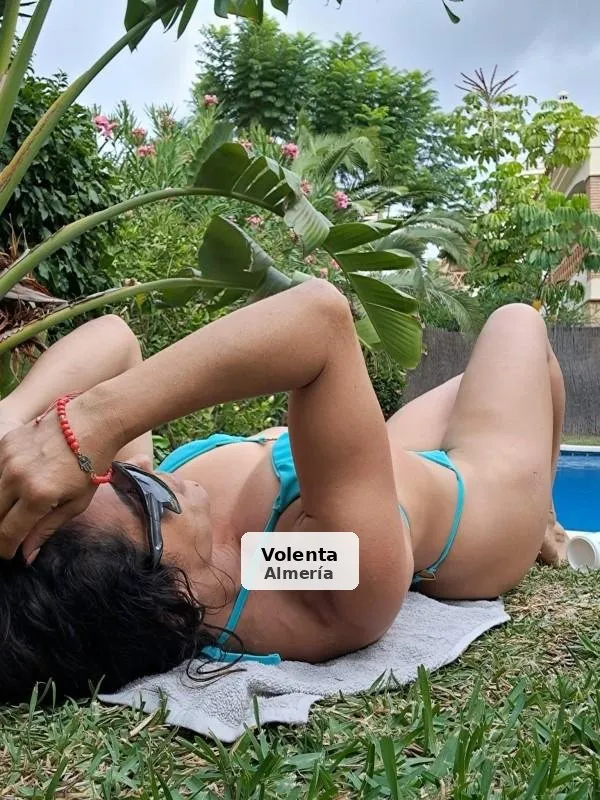 Michel, curvas latinas en Aguadulce