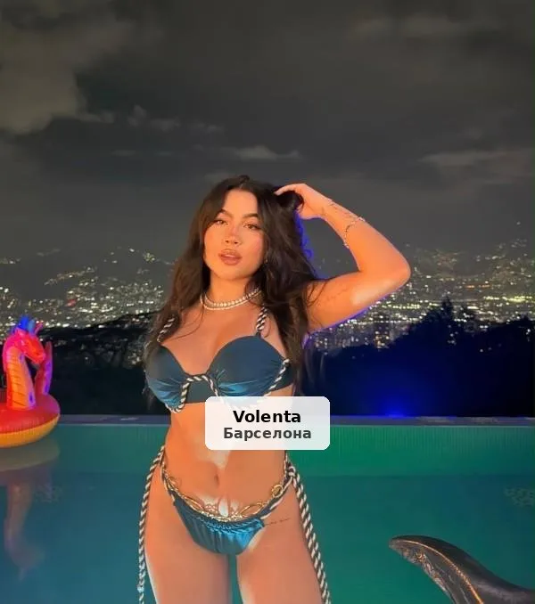 Canela, hot and very insatiable Latina