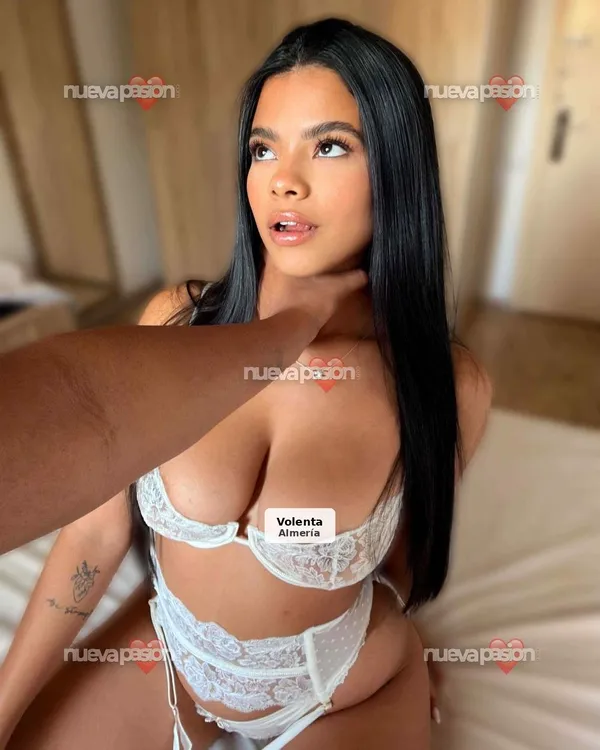 Niñata brasileña sexy y caliente 🔥