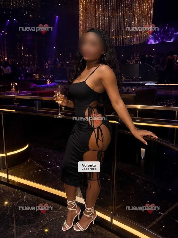 Isabella, mulata joven y muy complaciente