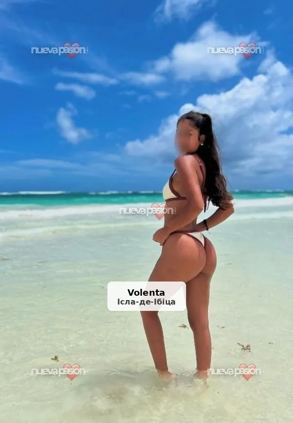 Mia, llatina explosiva i festiva a Eivissa