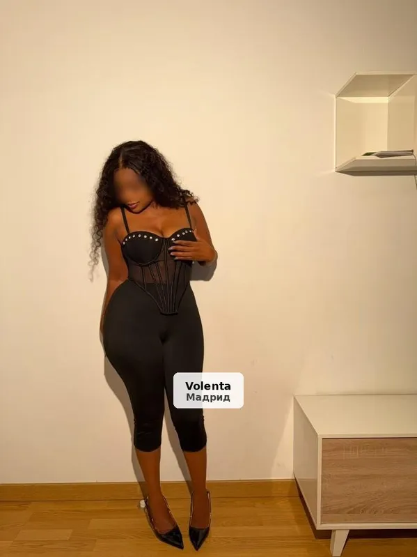 Kiana, hot like no other