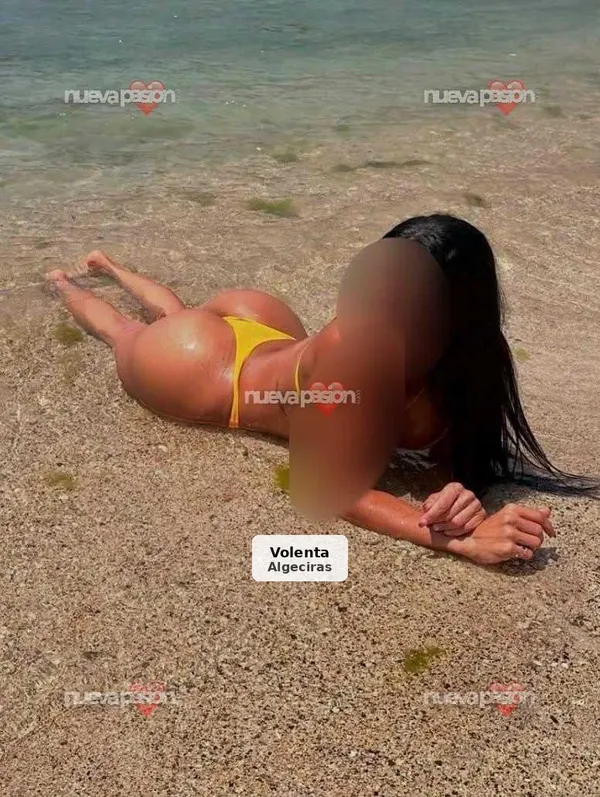 Tati colombiana ardiente y muy complaciente