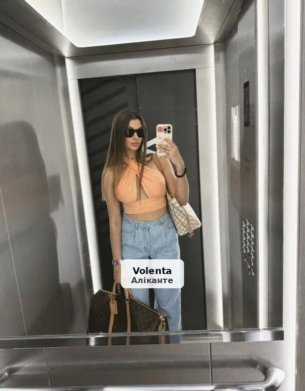 Yesenia, mujer guapísima y educada