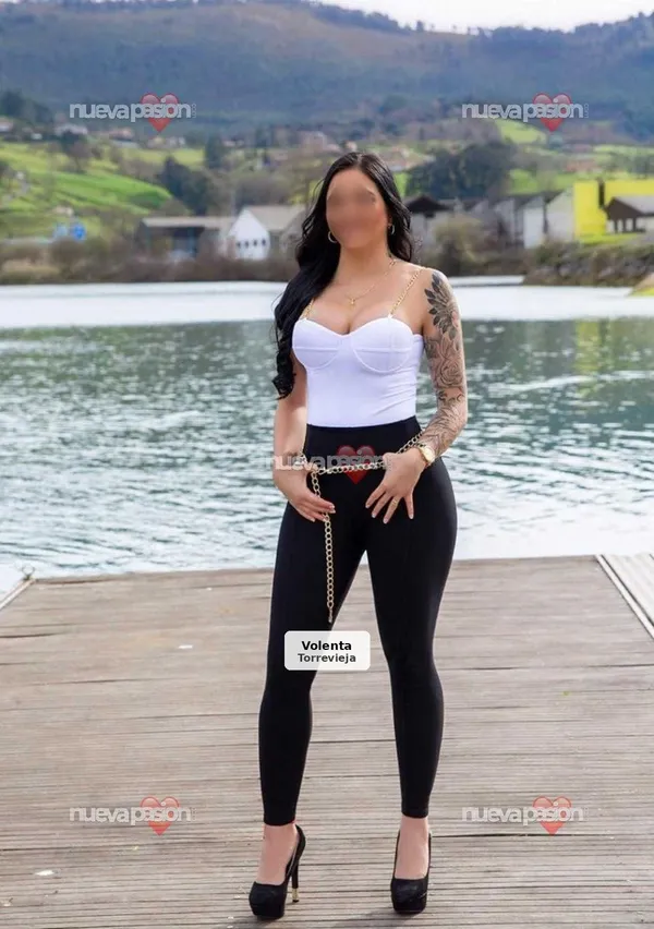 Andrea, dominant mistress and erotic games