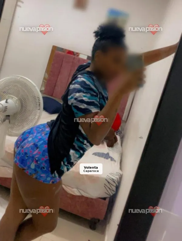 Morena divina, fogosa i molt provocativa