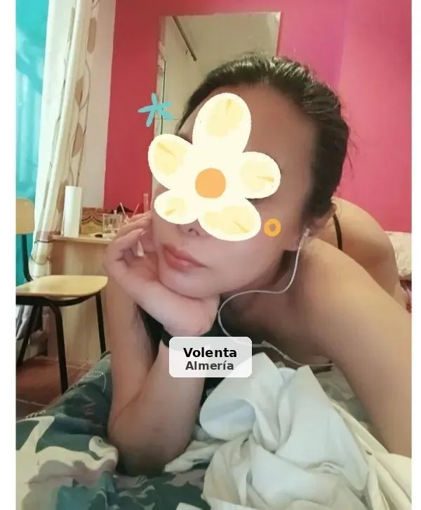 Yumi, japonesa muy caliente y fiestera