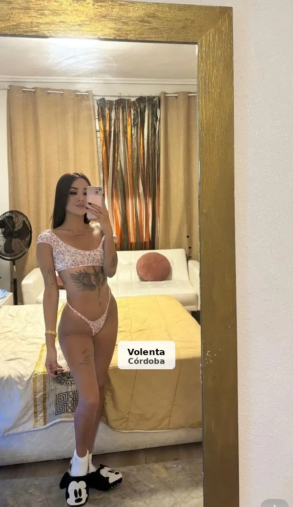 Nati, jovencita explosiva y ardiente