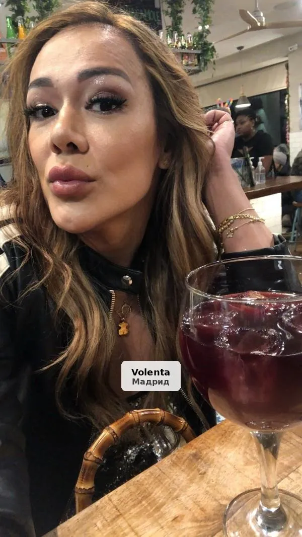 Angela, trans cañera y muy morbosa