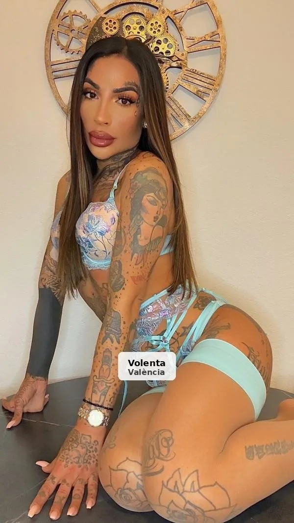 Alexia, Spanish trans doll