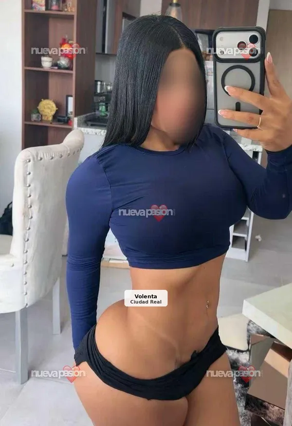Gaby, veneçolana sexy acabada d'arribar a Còrdova