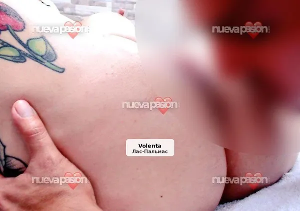 Débora, tatuada y muy ardiente desde 30 €