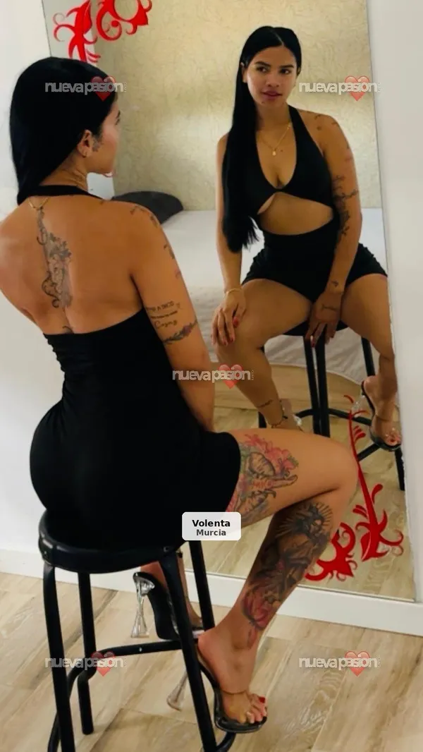 Luna, a charming and very special Latina