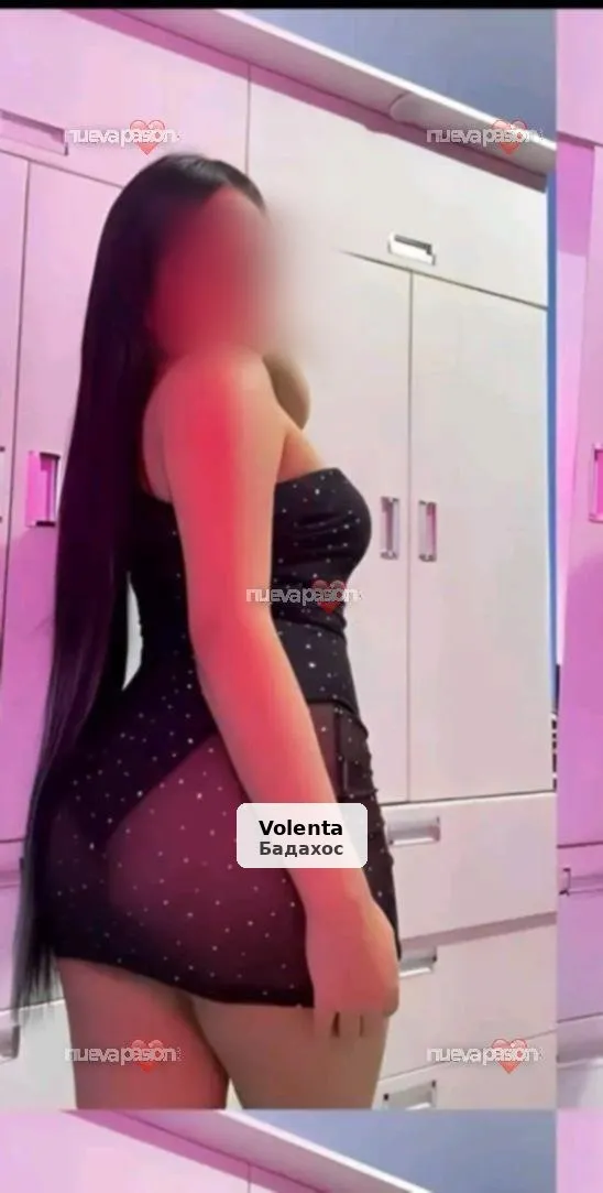 Pamela, novedad: latina guapa y fiestera de lujo