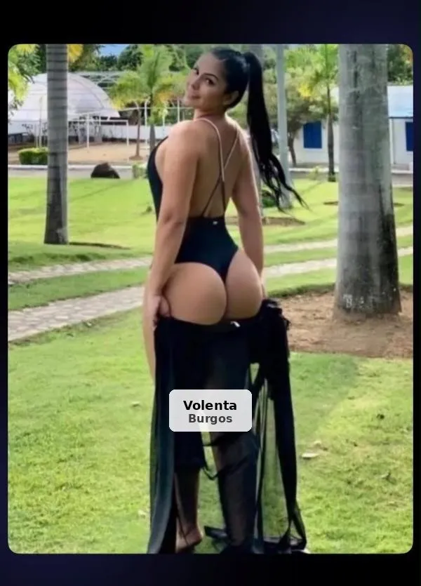 Nicol en Logroño, hermosa y juguetona