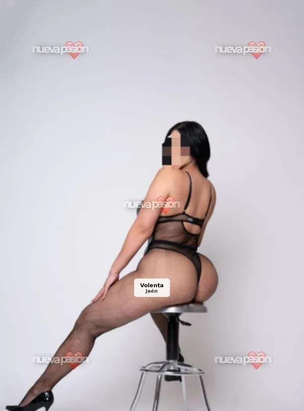 Passion and real curves, fantasies fulfilled