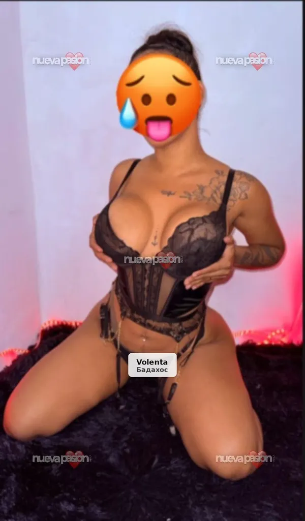 Valeri, atractiva venezolana en Badajoz