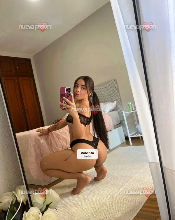 Corina, sweet and playful