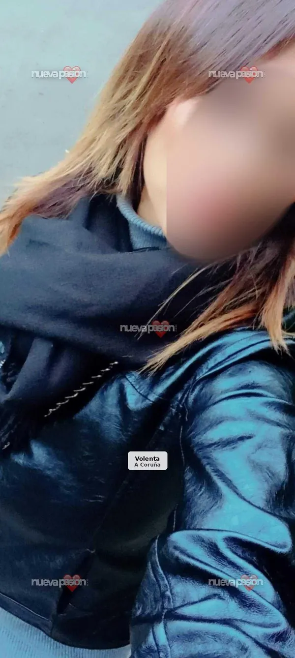 Andrea, madura, alegre y muy seductora