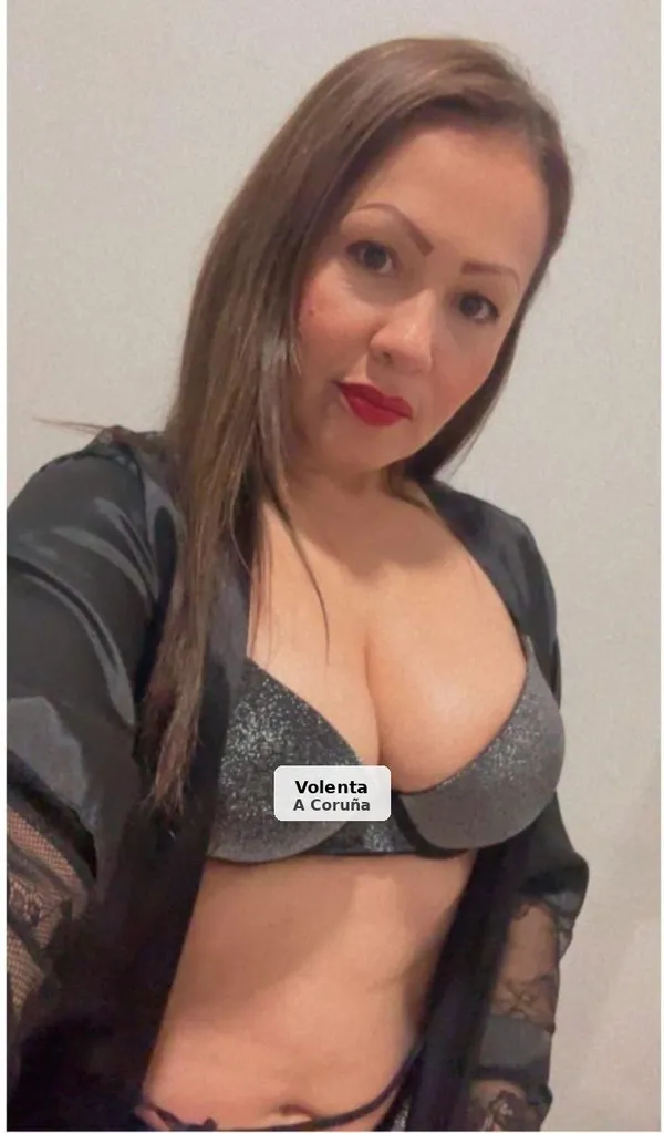Eva, sensual y cariñosa en Ferrol